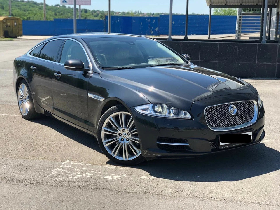 Jaguar XJ 3.0i MED17.8.31 10SW010160 DW93-14C204-JTH E2
