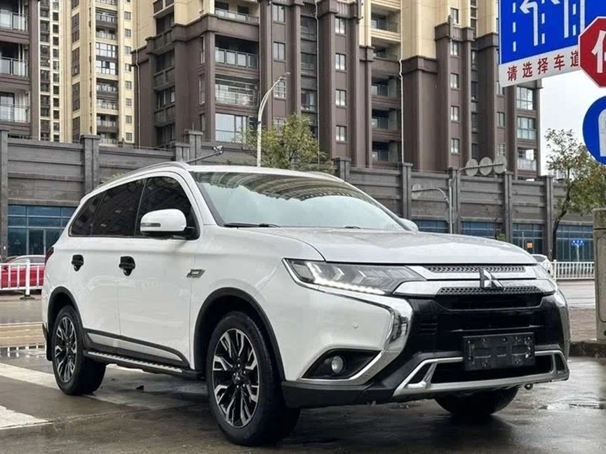 Mitsubishi Outlander 2.4i 1860D66903_102111 Stage1