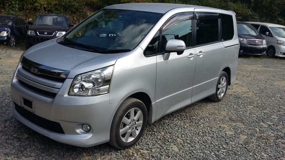 Toyota Noah 2.0i 89663-28493 E2