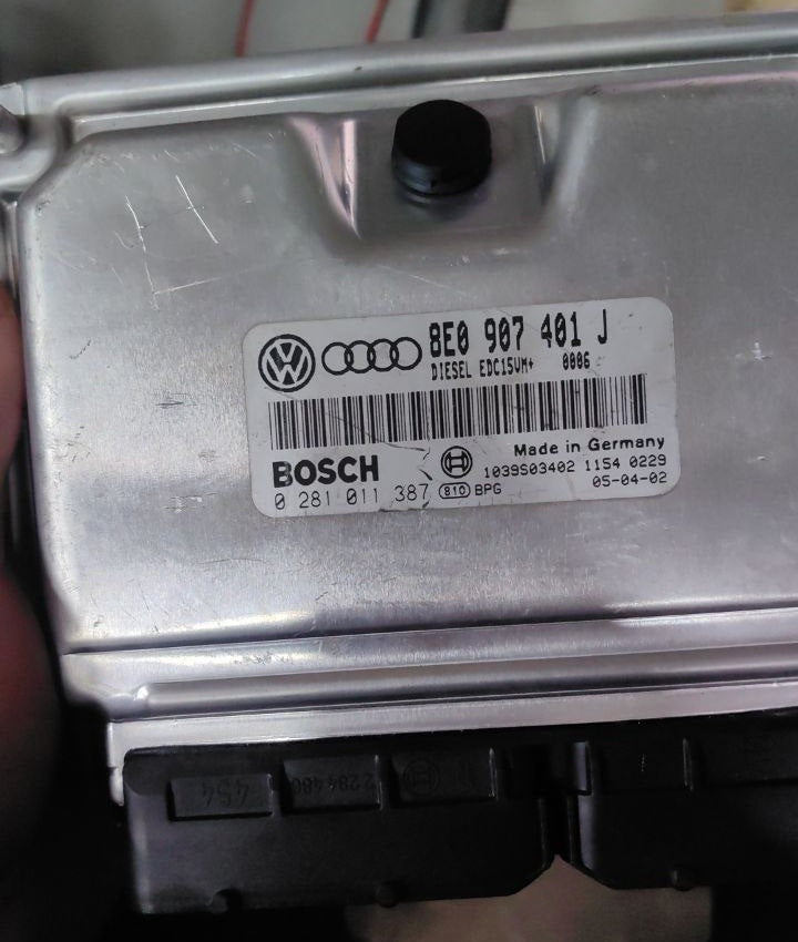 VW Passat 2.5d EDC15VM 0281011387 1037368568 8E0907401J_0006 IMMO OFF